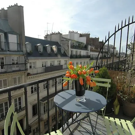 Opera Prive - City Centre Apartment